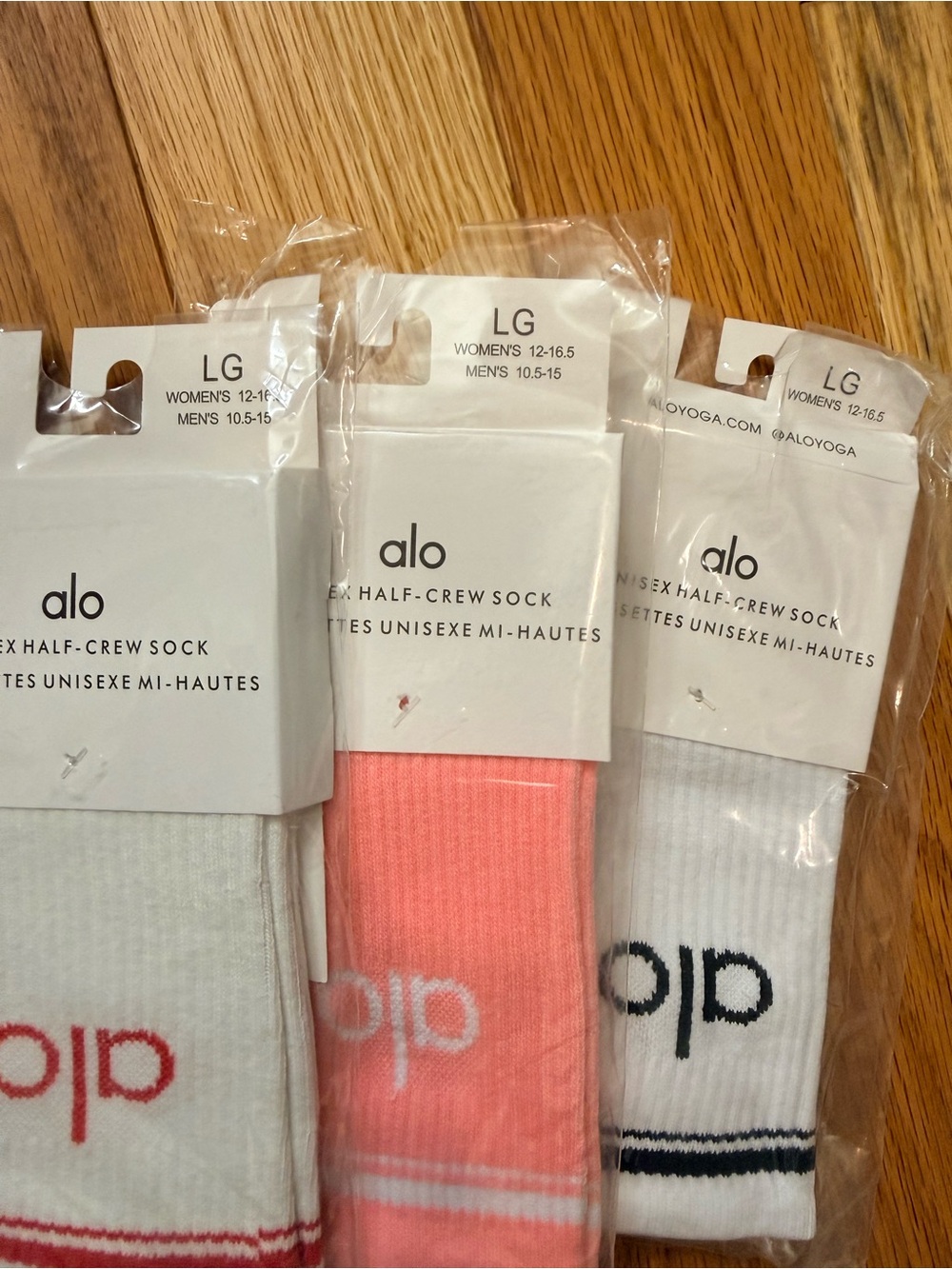 ALO Yoga Half-Crew Socks - Pink and White